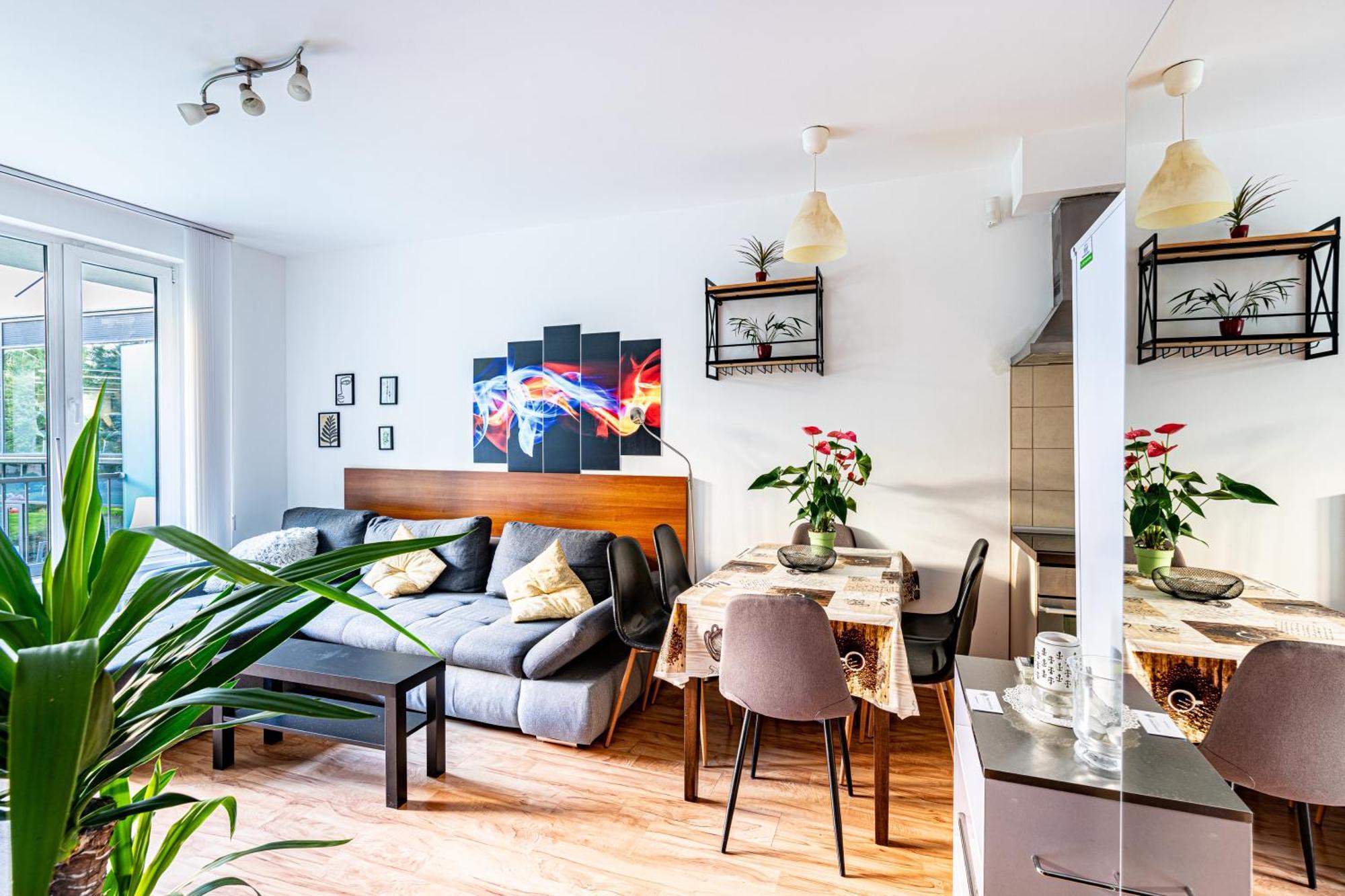 Zoe Apartman