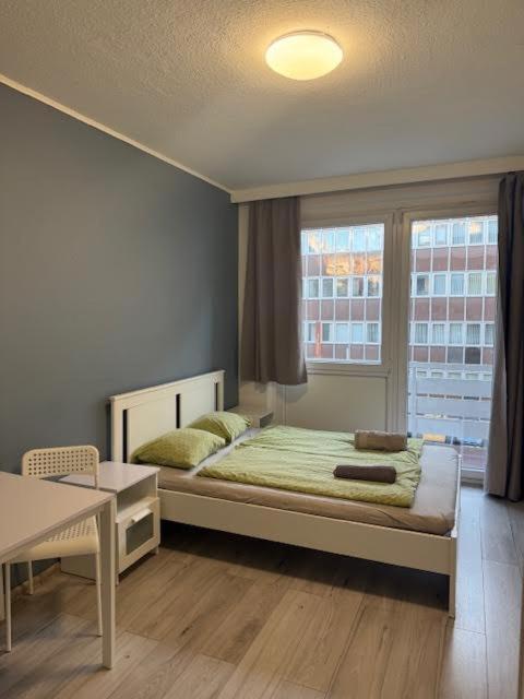 Roland Apartment Westnd