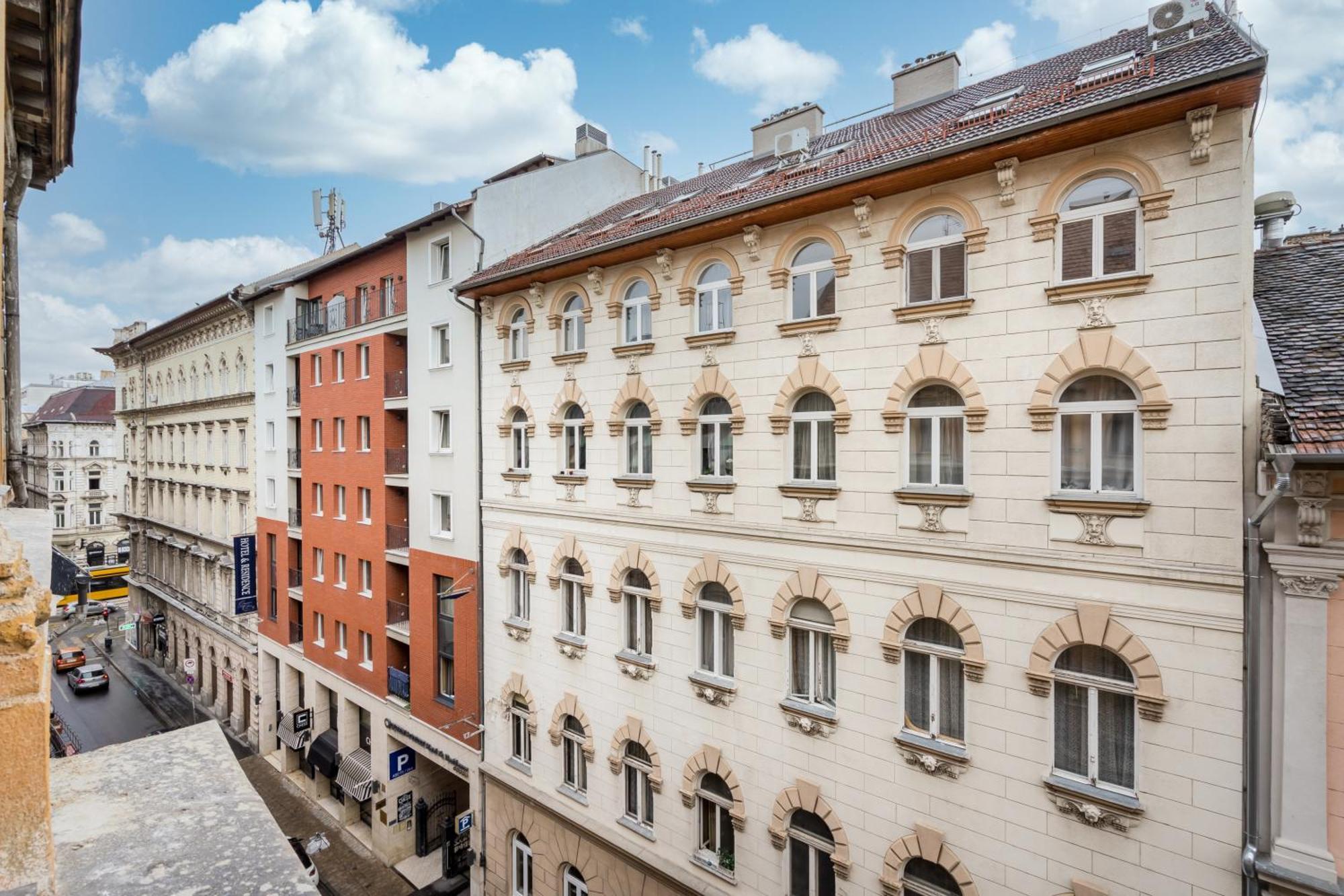 K33- Boutique Apartments, Best Location, By Bqa