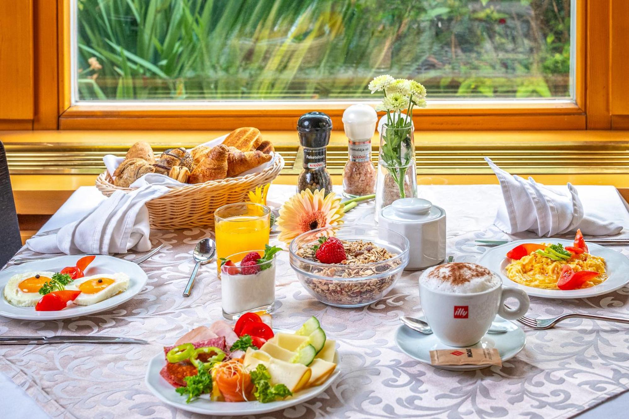 Corvin Hotel Budapest Residence