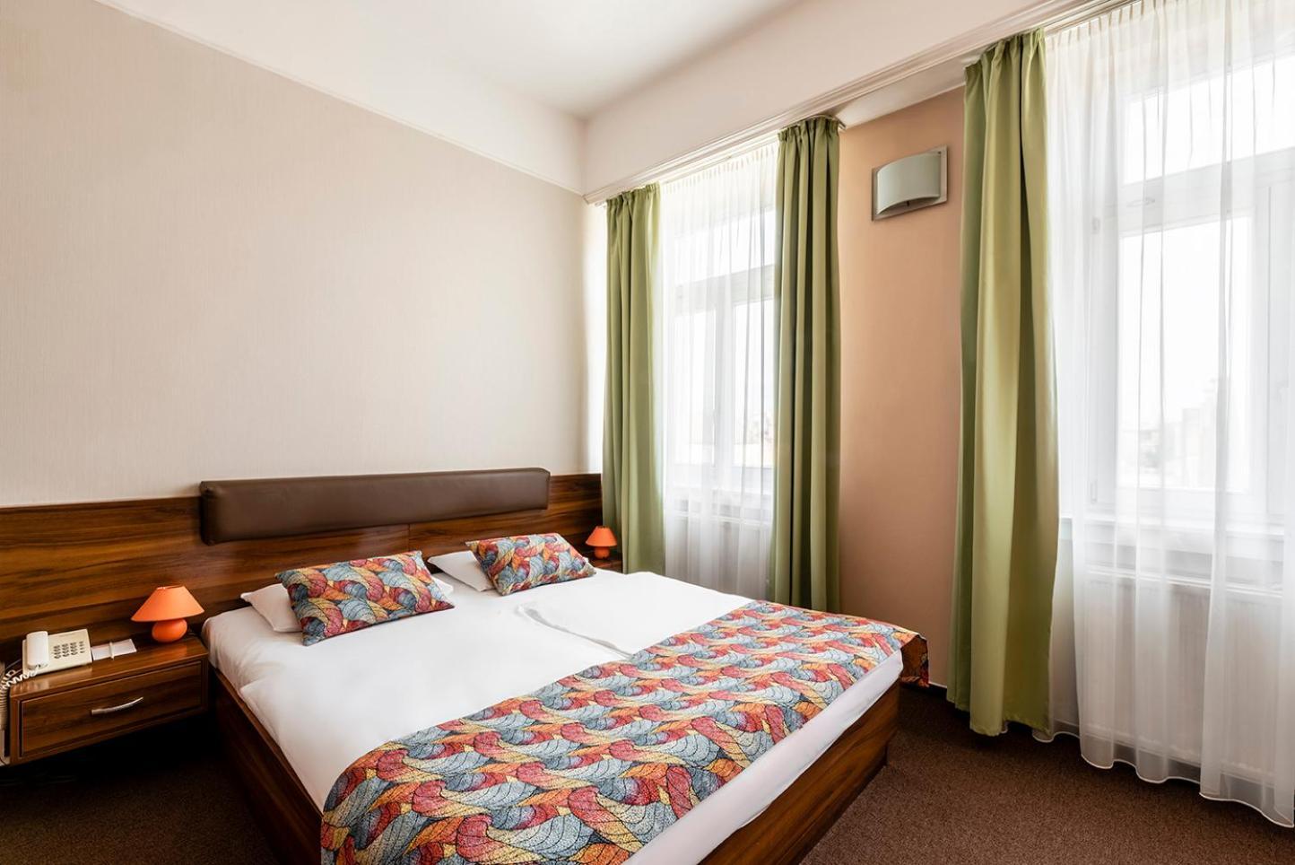 Star Hotel By Mellow Mood Hotels