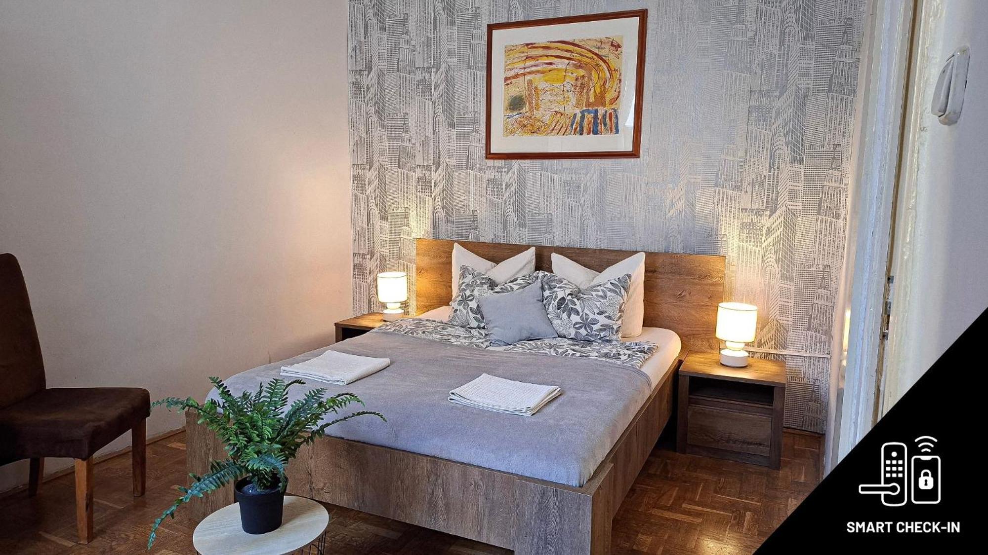 Black Sheep Budapest Smart Rooms